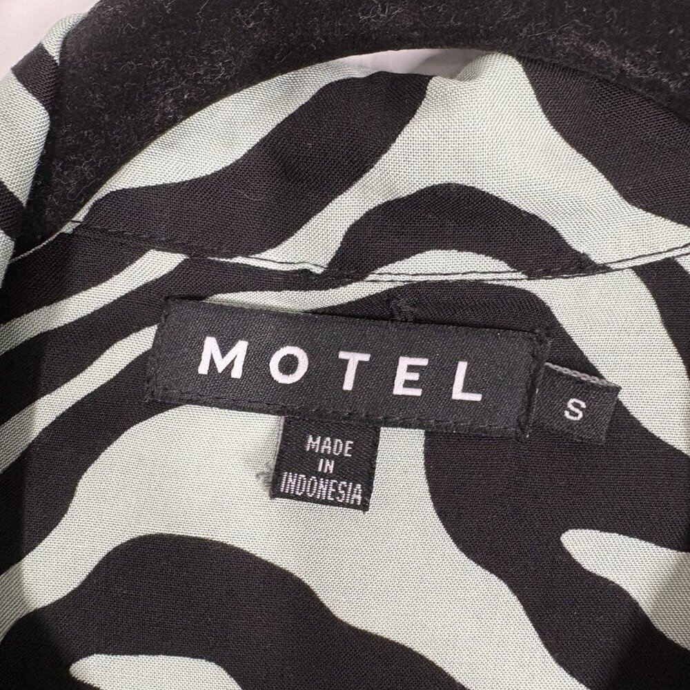 Motel Rocks Women S Wavey Zebra Mint Y2K Short Sleeve Fresia Mini Shirt Dress - Picture 7 of 10